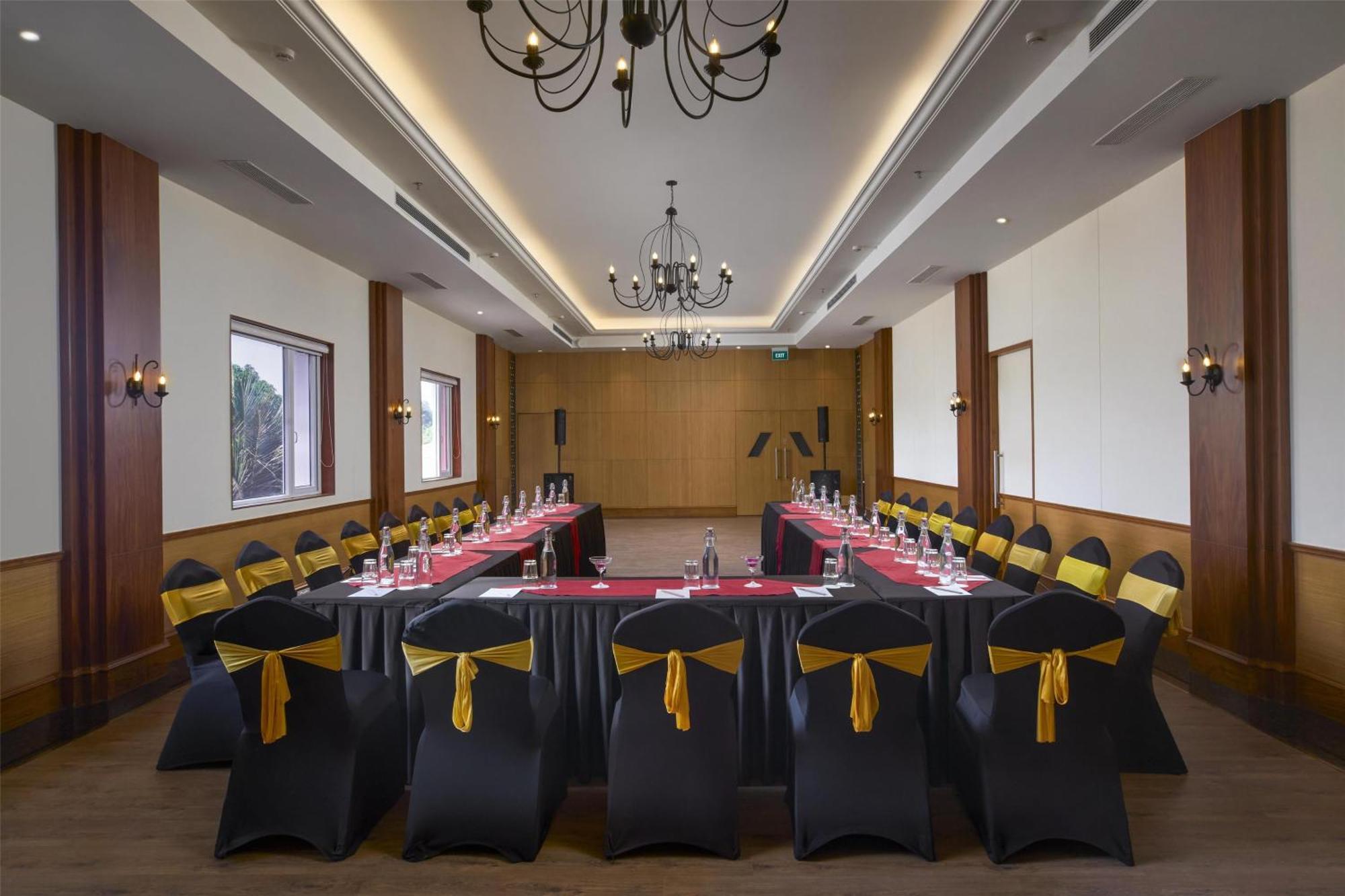 Radisson Goa Кандолім Екстер'єр фото