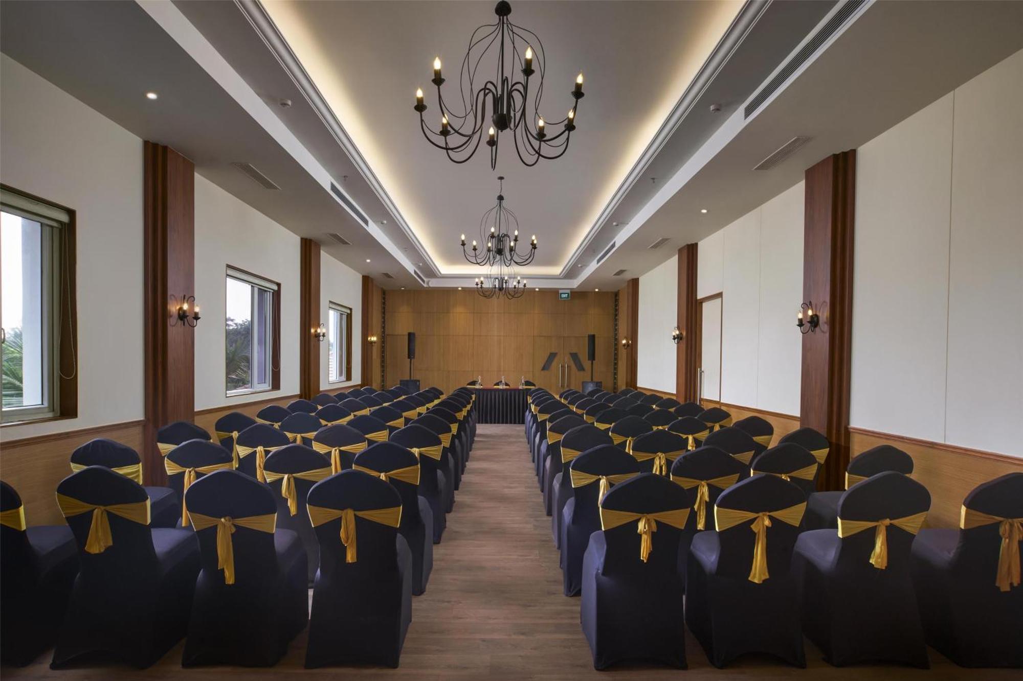 Radisson Goa Кандолім Екстер'єр фото